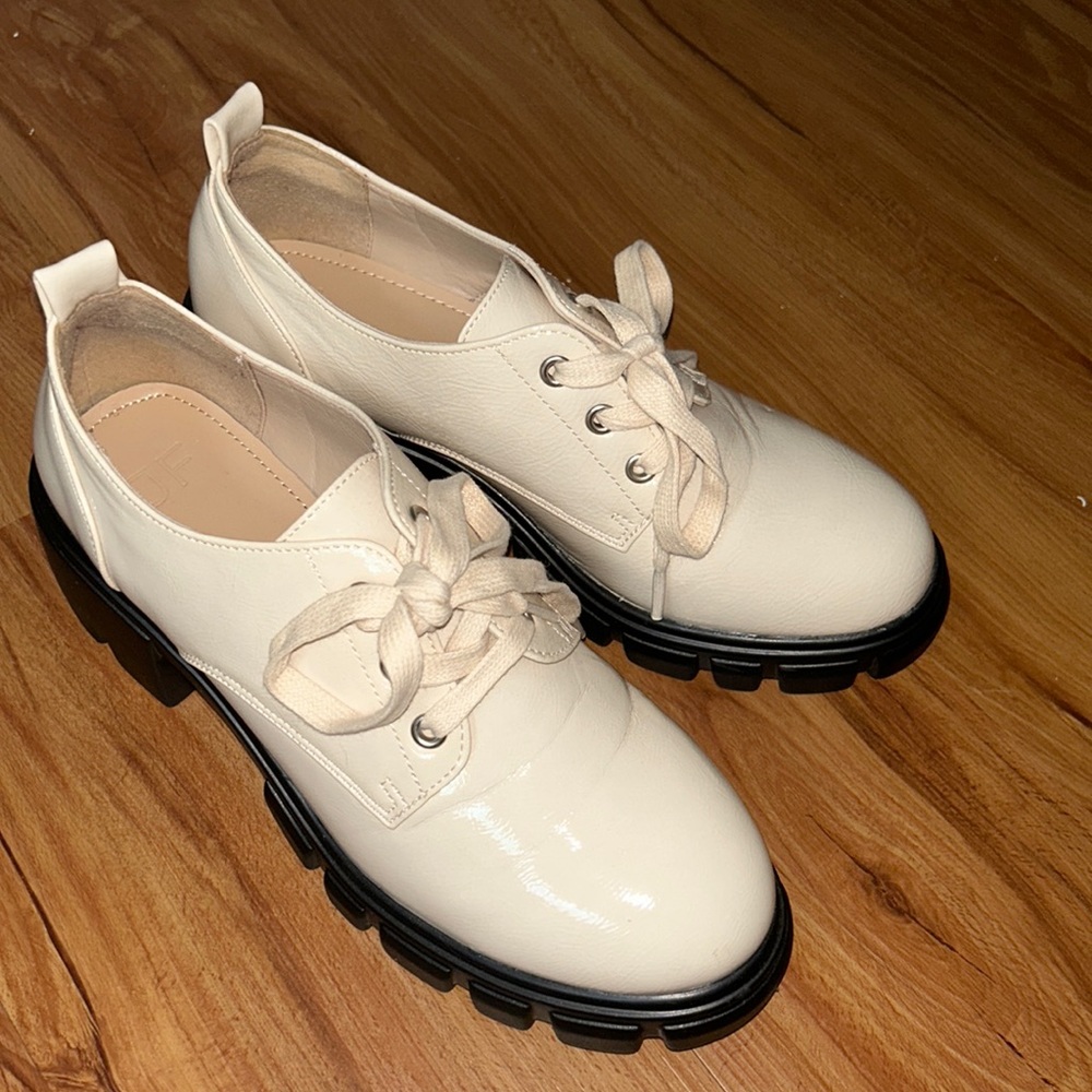 Just fab tan loafer’s